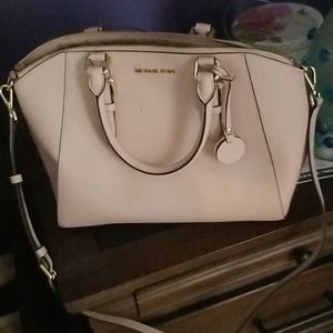Michael  Kors  purse